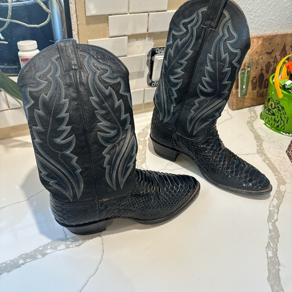 Justin Boots genuine Snake skin
